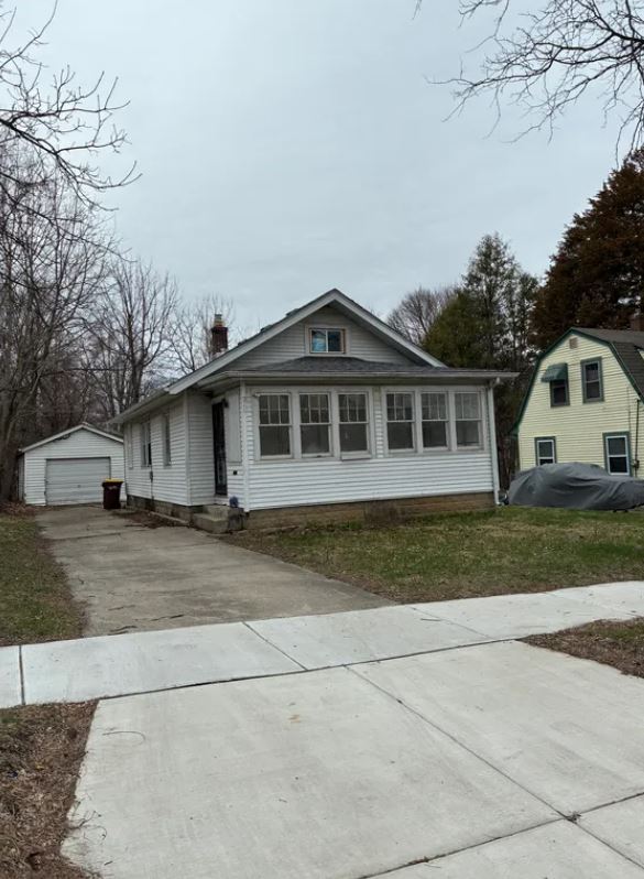 207 Rome Ave Rockford, IL 61107